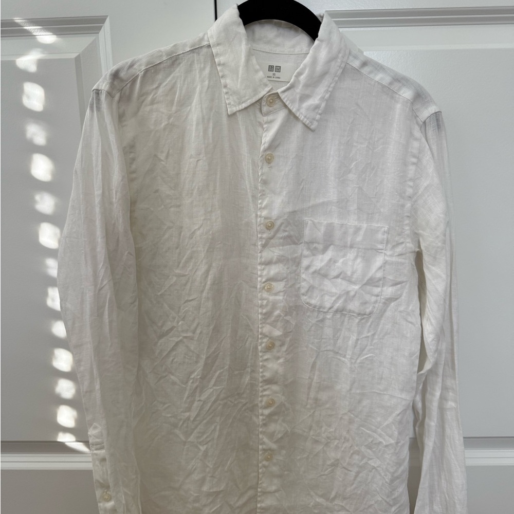 Uniqlo Men's White Linen Casual Button Down Shirt